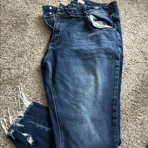 Womens Kancan jeans. New without tags.